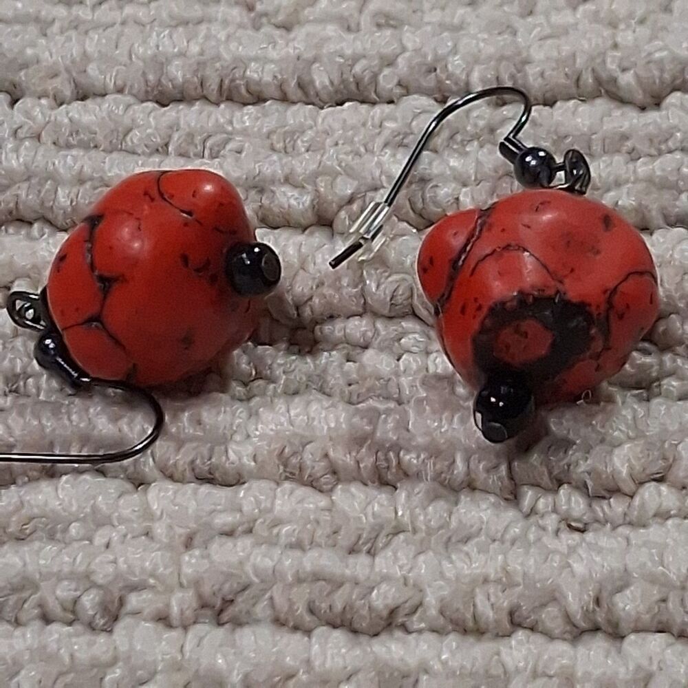 RED HOWLITE STONE NUGGET BEAD DANGLE DROP HOOK EARRINGS BOHO Women's Adult